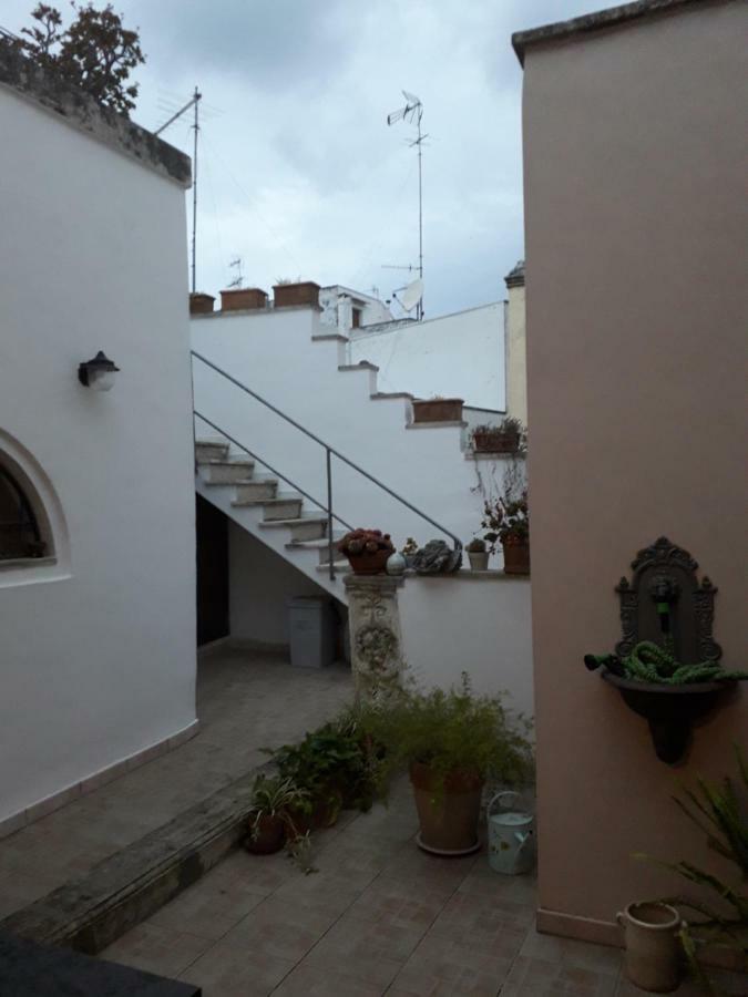 I Templari B&B Self-Contained บรินดิซิ ภายนอก รูปภาพ